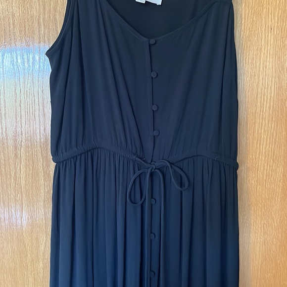 LOFT Black Dress - Picture 2 of 4